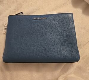 Michael Kors Trisha Pebbled Cornflower Blue Leather Purse